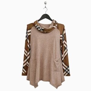 Trendy Plaid Sleeve Tunic | Soft Knit Pocket Detail | Medium